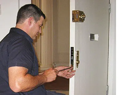 Security Locksmith Services East Rockaway, NY 516-268-3219 - 11-Lock-And-Locksmith