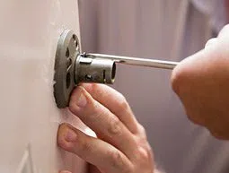 Security Locksmith Services East Rockaway, NY 516-268-3219 - 18-Emergency-Opening